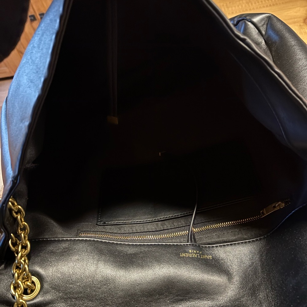 Saint Laurent Black Quilted Leather Shoulder Bag with Gold Chain - Picture 5 of 9